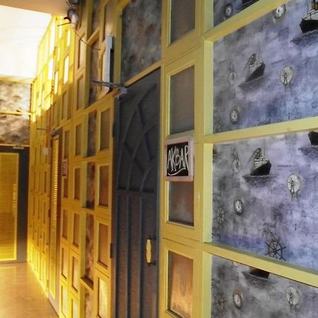 Salaam Namastey Backpackers Hostel Mumbai Ngoại thất bức ảnh